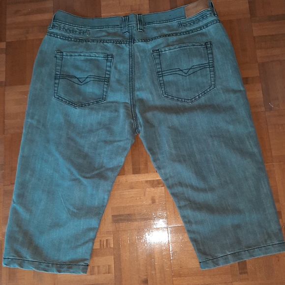 Big Tall shorts -waist 42 - Picture 2 of 2